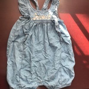 Baby gap romper